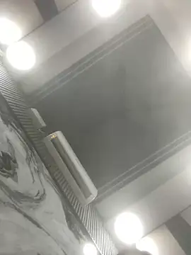 Heena Sharma982 online show from March 2026 07:51:02 PM