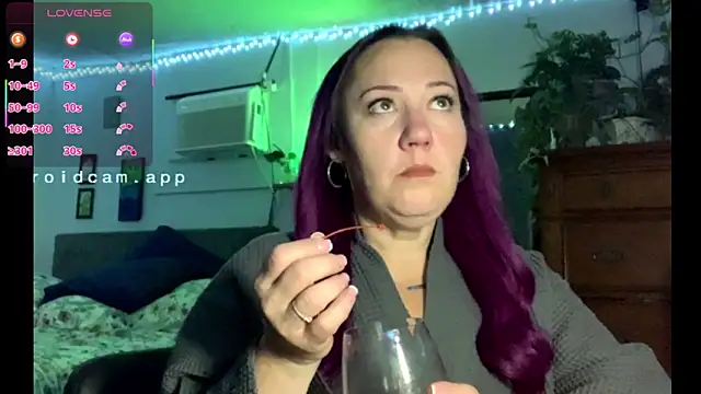 Snapshot of kristallic chatting on February 2026 12:27:01 PM kristallic online show from February 2026 12:27:01 PM