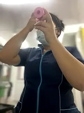 Vickybon online show from January 2026 05:37:01 PM