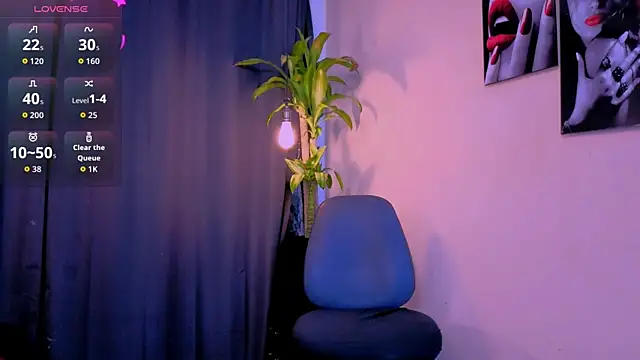 Flor Gil online show from November 2025 03:12:01 AM