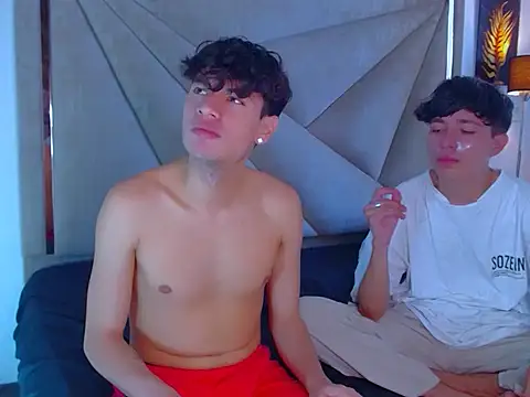 Snapshot of Austin_Noe chatting on November 2025 01:24:01 PM Austin Noe online show from November 2025 01:24:01 PM