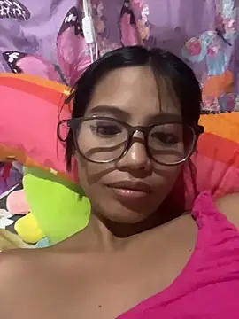 hottiebabe23 online show from November 2025 04:47:01 AM