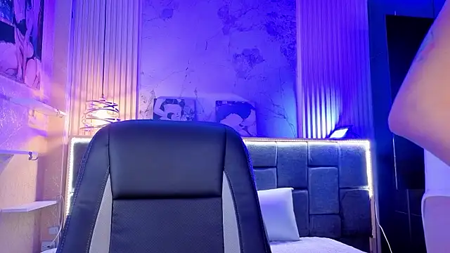 Im-Lola online show from February 2026 09:20:01 PM