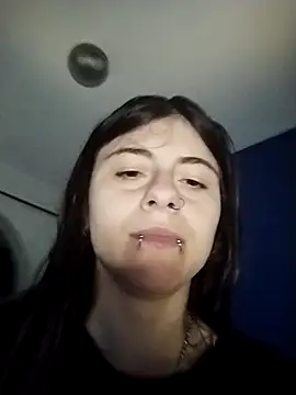 Snapshot of Bad0ll_3 chatting on October 2025 02:46:02 AM Bad0ll 3 online show from October 2025 02:46:02 AM