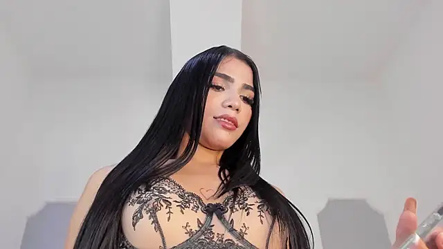 Snapshot of roxana_scott1 chatting on April 2026 03:42:02 AM roxana scott1 online show from April 2026 03:42:02 AM