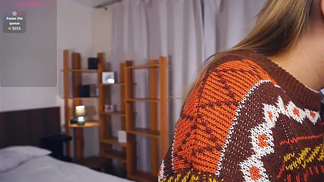 DierdreJacobsohn online show from December 2025 06:42:02 AM