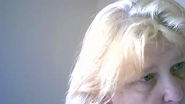 Snapshot of Sylviastar46 chatting on November 2025 08:47:01 AM Sylviastar46 online show from November 2025 08:47:01 AM