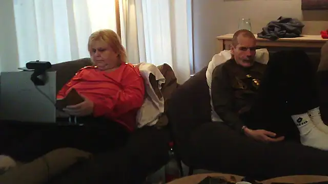 Snapshot of Sylviastar46 chatting on November 2025 08:38:01 AM Sylviastar46 online show from November 2025 08:38:01 AM