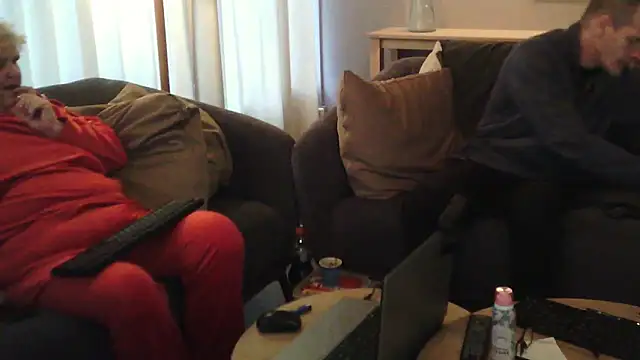 Snapshot of Sylviastar46 chatting on December 2025 07:57:02 AM Sylviastar46 online show from December 2025 07:57:02 AM