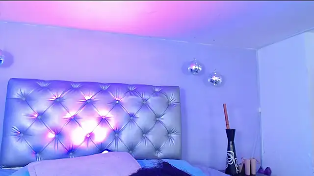 SilvanyMontana online show from January 2026 03:32:01 AM