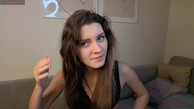 LauraYoungg online show from February 2026 09:02:01 PM