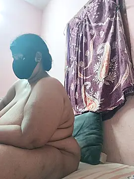 pujapujarrrr online show from January 2026 06:43:02 PM