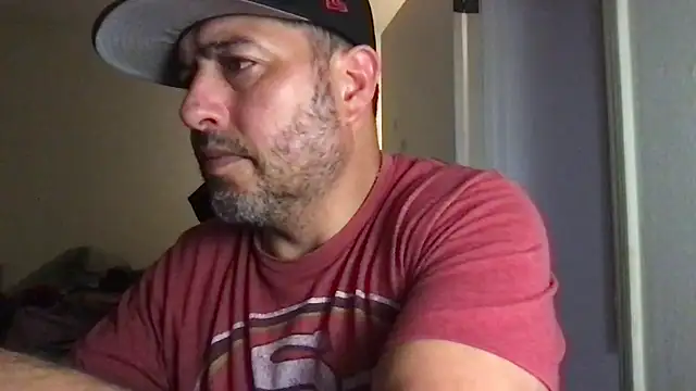 ezrah23 online show from December 2025 07:57:02 AM