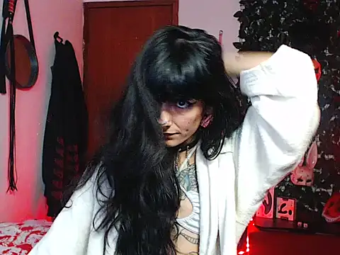 CarrieBurton online show from November 2025 03:25:02 PM