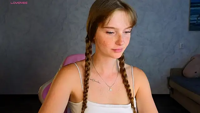 Lovelly molly1 online show from July 2026 03:49:02 PM