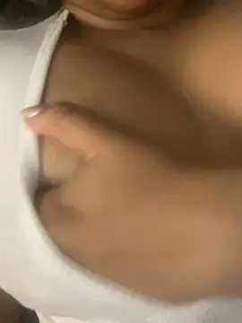 Snapshot of KatrinaMore chatting on November 2025 02:56:02 AM KatrinaMore online show from November 2025 02:56:02 AM