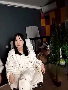 tingbeibi online show from November 2025 12:53:01 PM