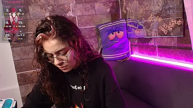 ravensinferno online show from November 2025 08:08:01 PM