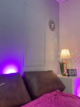 kittyblooms online show from April 2026 01:29:02 PM