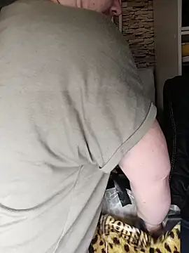 Snapshot of MilkySky chatting on February 2026 02:23:01 AM MilkySky online show from February 2026 02:23:01 AM