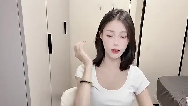 yuyu-33 online show from November 2025 12:18:01 PM