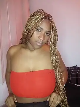 EvonyFoxxx online show from January 2026 01:44:01 AM