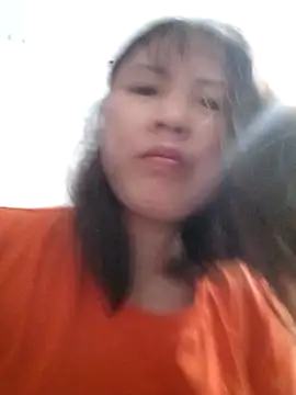 Snapshot of Elina_99 chatting on November 2025 02:21:01 AM Elina 99 online show from November 2025 02:21:01 AM