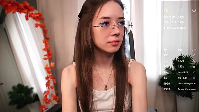 tinyanie online show from November 2025 05:35:01 AM