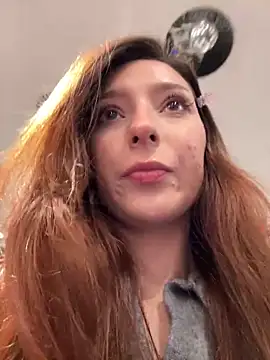 LilluKatten online show from March 2026 10:48:02 AM