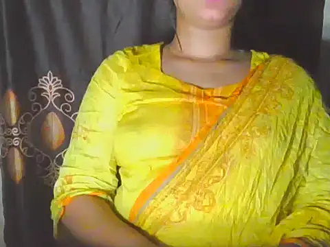 Snapshot of Nancy_queen001 chatting on November 2025 08:27:02 AM Nancy queen001 online show from November 2025 08:27:02 AM