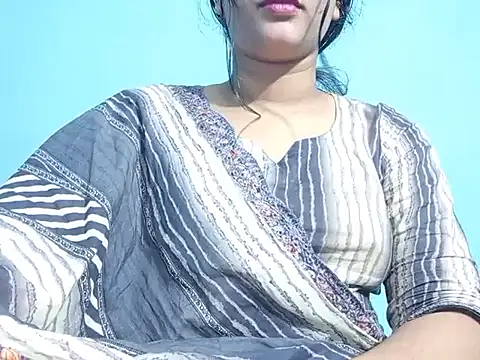 Nancy queen001 online show from January 2026 05:48:02 PM