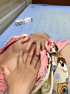 Snapshot of DDAISY602 chatting on October 2025 06:31:01 PM DDAISY602 online show from October 2025 06:31:01 PM