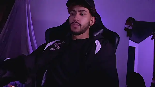 3v1l online show from November 2025 10:09:02 PM