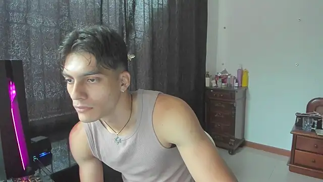 AlessioVitale online show from March 2026 11:54:02 AM