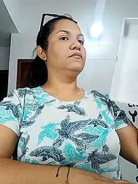 Samaraa Lee online show from November 2025 12:04:01 PM