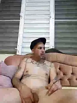 Snapshot of feoGG197 chatting on November 2025 01:16:01 AM feoGG197 online show from November 2025 01:16:01 AM