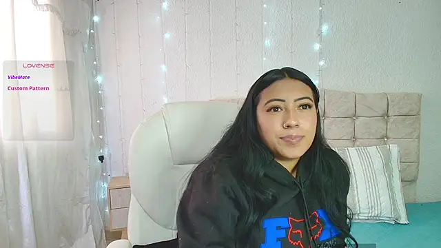 Snapshot of brunette_hot02 chatting on November 2025 07:46:02 PM brunette hot02 online show from November 2025 07:46:02 PM