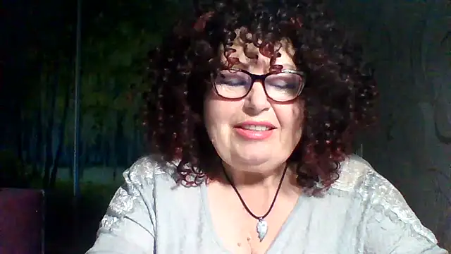Snapshot of Milaniya606 chatting on May 2026 10:44:01 AM Milaniya606 online show from May 2026 10:44:01 AM