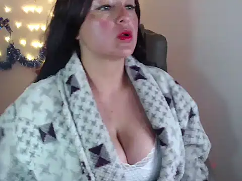 kristelltender1 online show from December 2025 01:24:02 AM