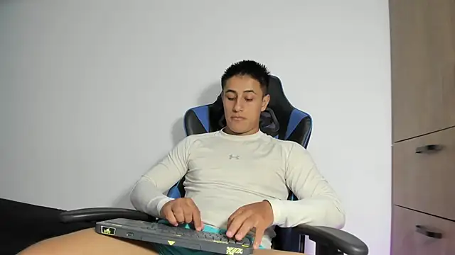 dorman boy online show from March 2026 03:09:01 AM