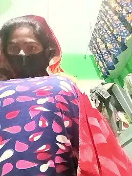 Snapshot of Rsr-1 chatting on December 2025 11:12:02 PM Rsr-1 online show from December 2025 11:12:02 PM