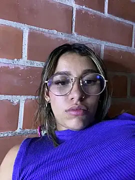 liahot69 online show from April 2026 04:13:02 AM