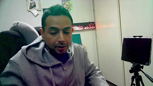 YoungStallionXL online show from February 2026 07:40:01 AM