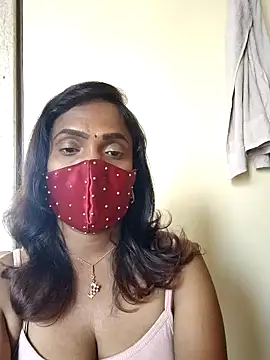 Queen-dhivya online show from February 2026 03:47:02 AM