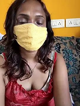 Snapshot of Queen-dhivya chatting on April 2026 03:12:01 AM Queen-dhivya online show from April 2026 03:12:01 AM