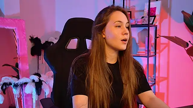 ElinVale online show from March 2026 02:53:01 PM