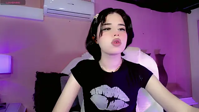 ClaudiaSophia online show from November 2025 11:25:02 AM