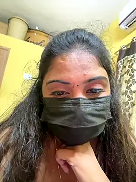 Tamil Hot Varshu online show from December 2025 06:47:02 PM