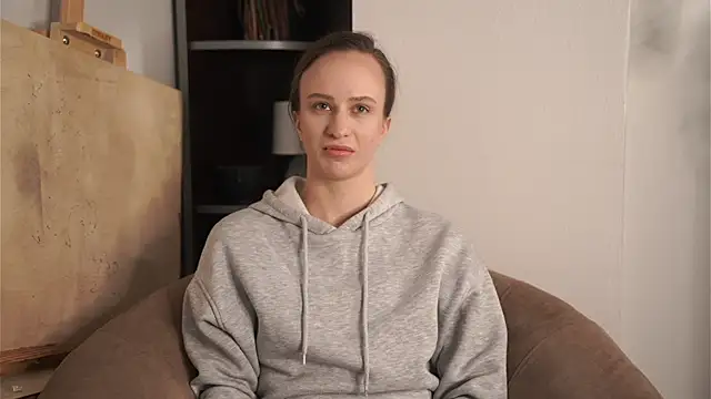 Snapshot of BritniKwak chatting on November 2025 08:16:02 AM BritniKwak online show from November 2025 08:16:02 AM