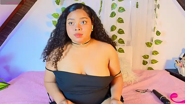 alanaa gomezz online show from June 2026 05:44:01 PM
